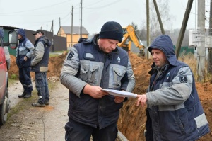 С начала года по президентскому проекту Мособлгаз построил 810 километров новых газораспределительных сетей – это позволило подключить к газу 43 тысячи жителей Московской области. С начала года по президентскому проекту Мособлгаз построил 810 километров новых газораспределительных сетей – это позволило подключить к газу 43 тысячи жителей Московской области.