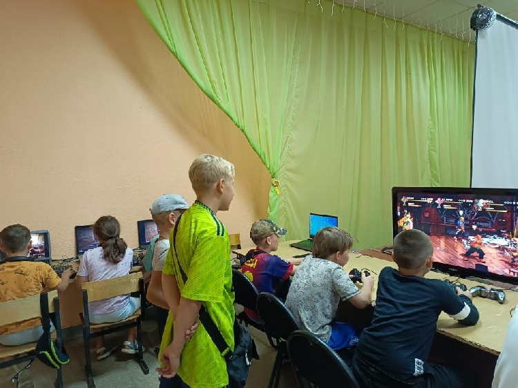 Весело и интересно прошел «День компьютерных игр» в Подхоженском Доме культуры. Весело и интересно прошел «День компьютерных игр» в Подхоженском Доме культуры.