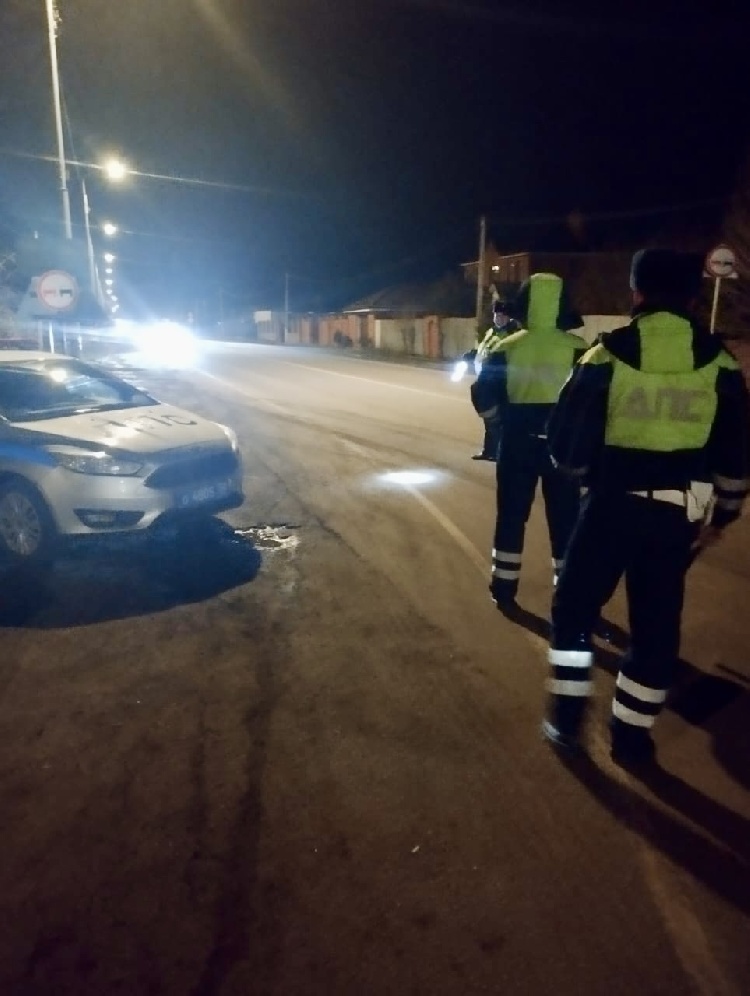 На Железнодорожной улице водителей массово проверили на трезвость На Железнодорожной улице водителей массово проверили на трезвость