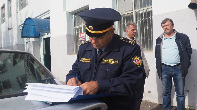 Госадмтехнадзор оштрафовал владельца незаконной палатки в Серебряных Прудах Госадмтехнадзор оштрафовал владельца незаконной палатки в Серебряных Прудах