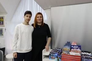 В преддверии Нового года жители Серебряных Прудов объединились, чтобы подарить праздник тем, кому он нужнее всего. 