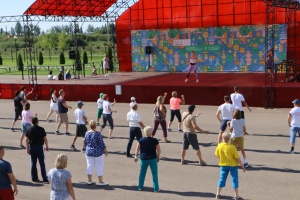 9 августа 2025 г. в 9:30 в парке "Серебряный" пройдет традиционная зарядка, посвященная Дню физкультурника