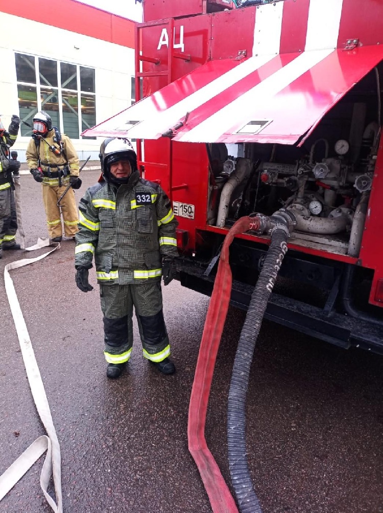 Огнеборцы ГКУ МО «Мособлпожспас» ликвидировали условный пожар в магазине в округе Серебряные Пруды