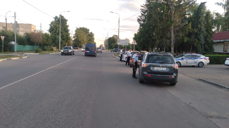 Массовая проверка по выявлению водителей управляющих автотранспортом в состоянии опьянения. Массовая проверка по выявлению водителей управляющих автотранспортом в состоянии опьянения.