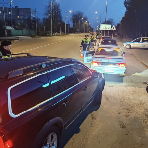 Водителей управляющих автотранспортом продолжают проверять на  состояние опьянения.