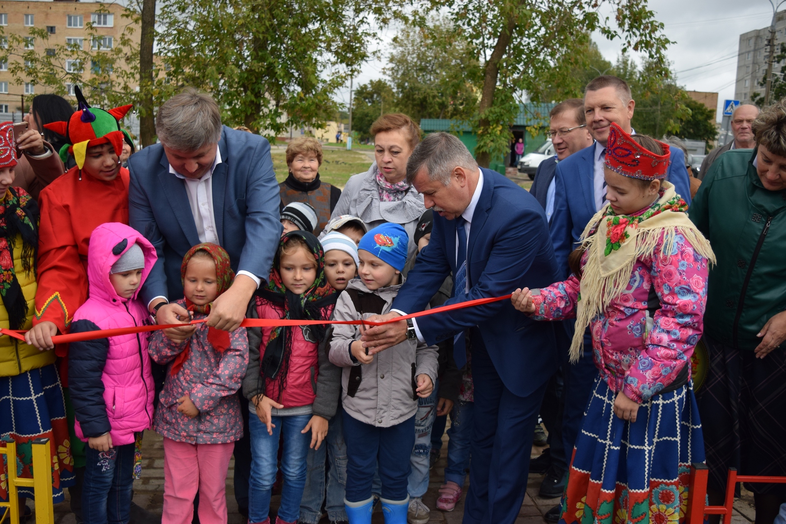 Семь детских площадок открыли сегодня в Подмосковье по программе Губернатора