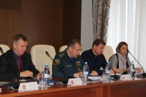 В Главном управлении МЧС России по Московской области состоялись публичные обсуждения Обзора результатов обобщения и анализа правоприменительной практики за 3 квартал 2017 года В Главном управлении МЧС России по Московской области состоялись публичные обсуждения Обзора результатов обобщения и анализа правоприменительной практики за 3 квартал 2017 года