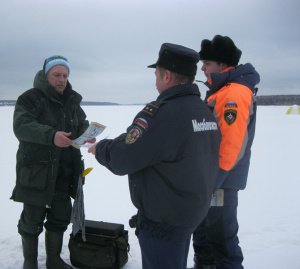 Выход на тонкий лед водоемов Московской области опасен для жизни Выход на тонкий лед водоемов Московской области опасен для жизни