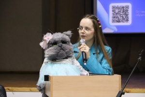 Ученики Серебряно-Прудской школы имени маршала В. И. Чуйкова обсудили чтение как культурный тренд с актрисой театра и кино Бертой и Ко.