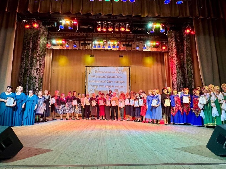 В Серебряных Прудах состоялся фестиваль для участников проекта «Активное долголетие» 