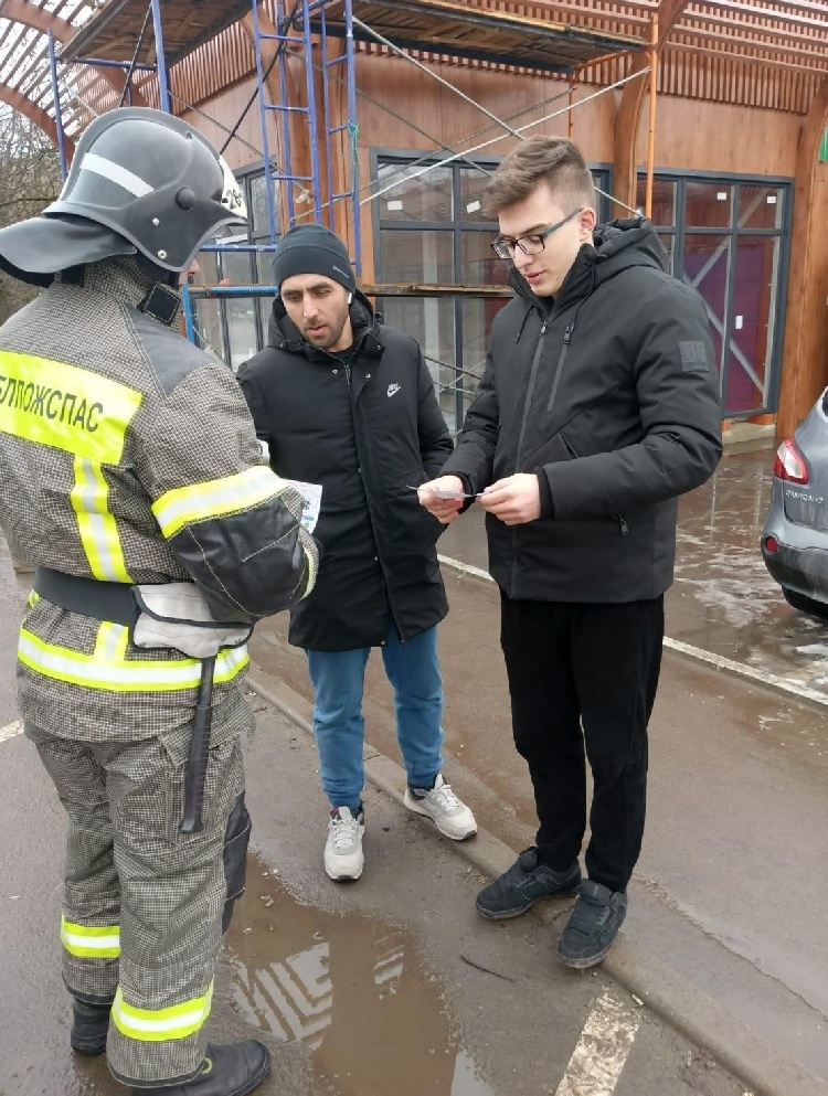 Правила эксплуатации отопительных приборов жителям Ступина и Серебряных Прудов напомнили работники ГКУ МО «Мособлпожспас