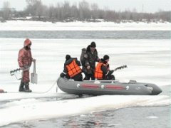 Во время новогодних каникул удалось избежать несчастных случаев на льду водоемов Подмосковья Во время новогодних каникул удалось избежать несчастных случаев на льду водоемов Подмосковья