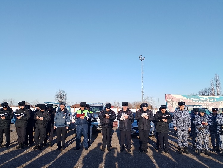В Серебряных Прудах проведён инструктаж нарядов комплексных сил полиции совместно с представителем Общественного совета В Серебряных Прудах проведён инструктаж нарядов комплексных сил полиции совместно с представителем Общественного совета