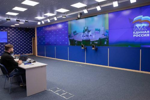 Эксперты подтвердили безопасность системы электронного предварительного голосования «Единой России» Эксперты подтвердили безопасность системы электронного предварительного голосования «Единой России»