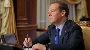 Защита прав пенсионеров, нарушения трудового законодательства, поддержка педагогов - Дмитрий Медведев провел прием граждан Защита прав пенсионеров, нарушения трудового законодательства, поддержка педагогов - Дмитрий Медведев провел прием граждан