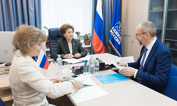 Карелова: В неделю приемов граждан будет работать свыше 30 тысяч дополнительных площадок «Единой России» Карелова: В неделю приемов граждан будет работать свыше 30 тысяч дополнительных площадок «Единой России»