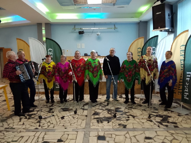 В муниципальном округе Серебряные Пруды прошли очередные «Октябрьские посиделки». 