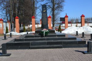 Административно-технические инспекторы продолжают проверки воинских мемориалов